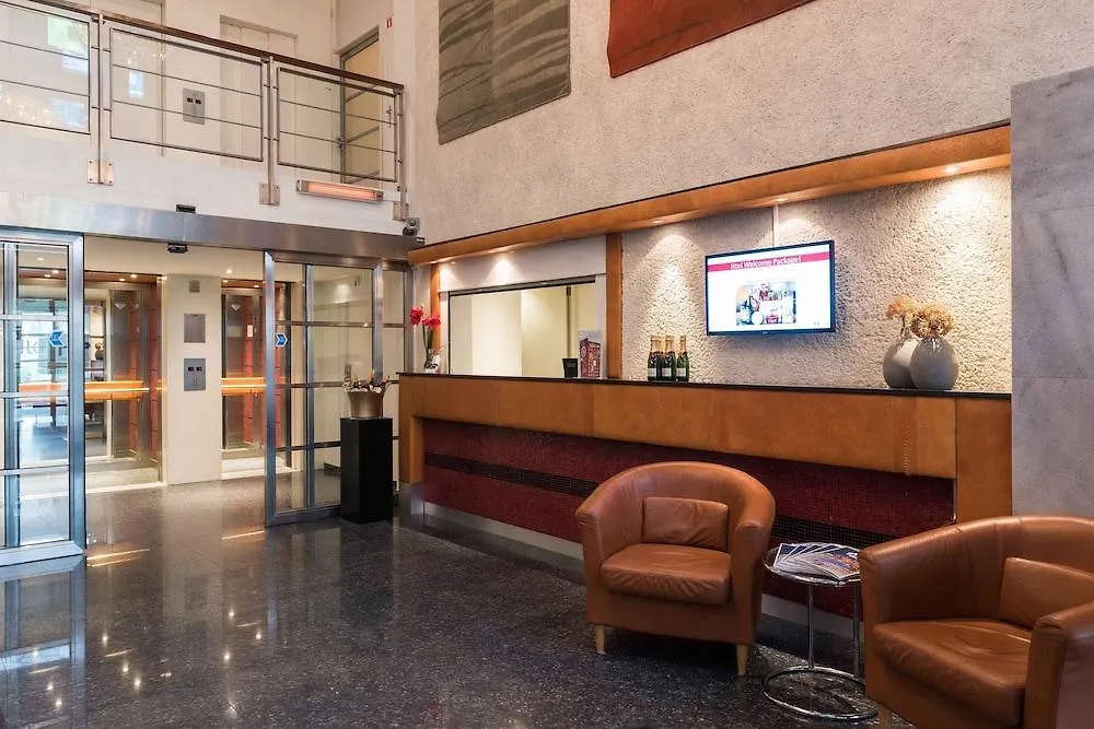 Htel Serviced Apartments Amsterdam Buitenveldert location
